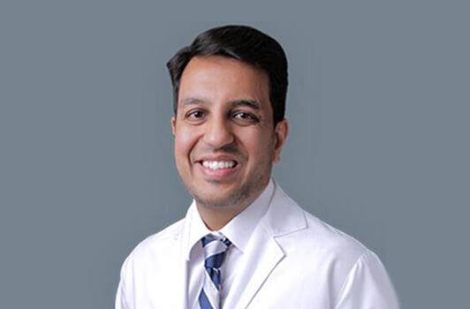 Dr-Abizer-Kapadia-Board-Certified-Plastic-Surgeon in Dubai