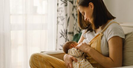 breastfeeding with breast implants